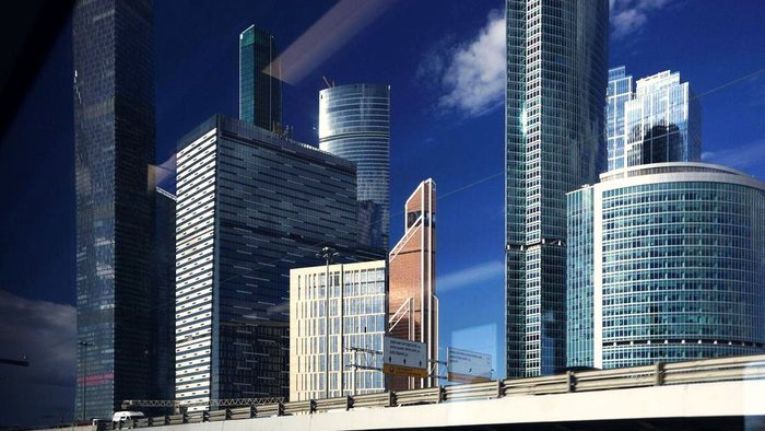 Башни делового центра «Москва-Сити» с высоты